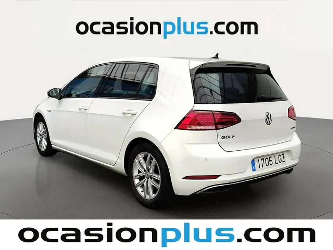 Usado VW Golf VIII Advance 131 CV (96 kW) 2020 Blanco Utilitario