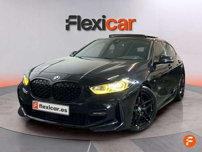 Usado BMW 118 150 HP (110 kW) 2022 Preto Citadino