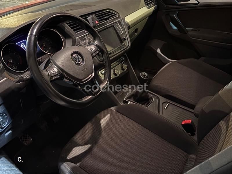 Usado VW Tiguan Edition 125 CV (91 kW) 2016 Naranja SUV