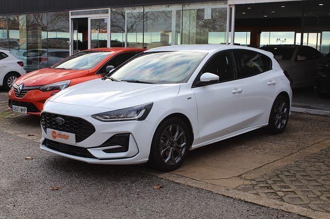 Usado Ford Focus ST-Line 126 CV (92 kW) 2023 Blanco Berlina