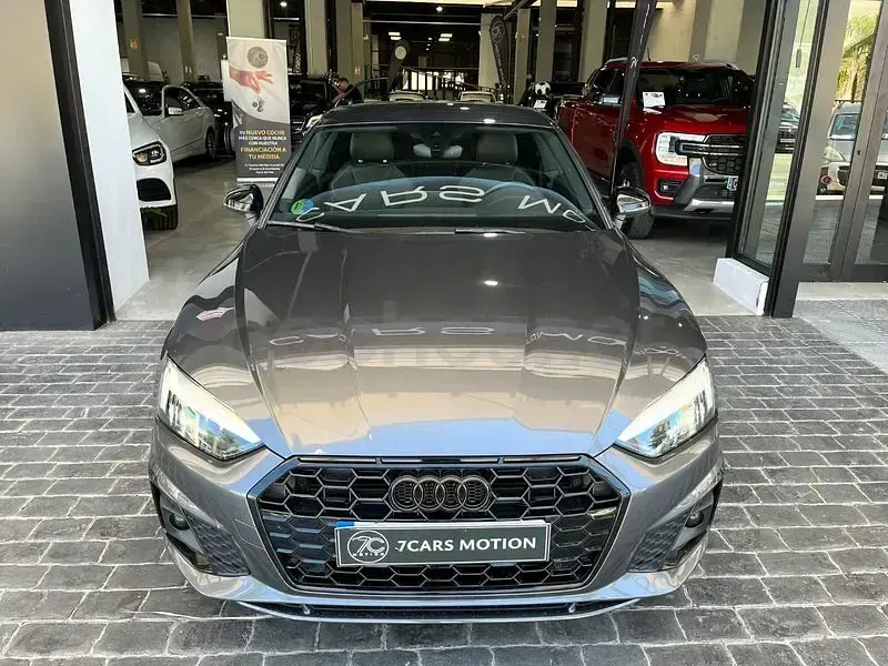 Usado Audi A5 S-Line 163 CV (119 kW) 2023 Gris / plata Coupe
