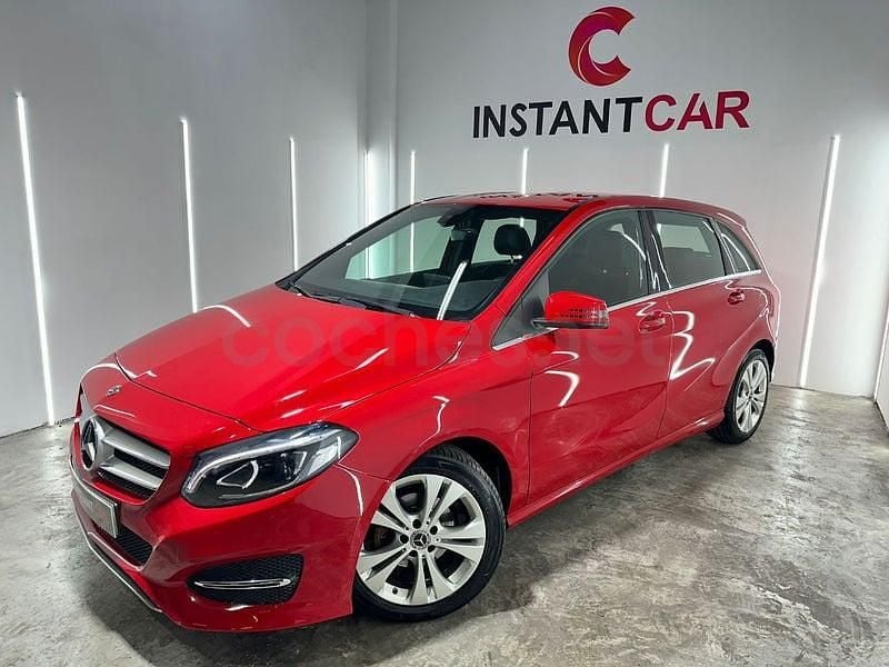 Brugt Mercedes B180 109 HK (80 kW) 2018 Rød MPV