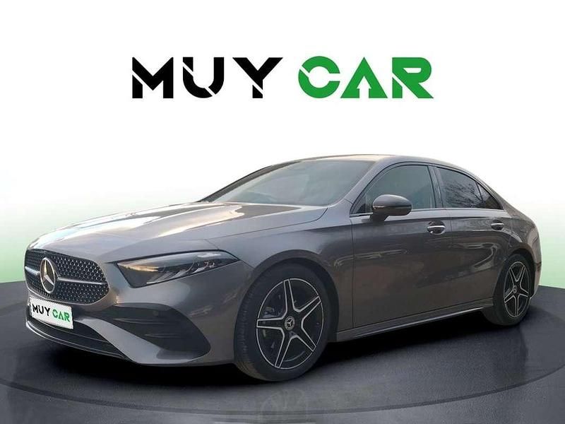 Usado Mercedes A200 Advanced 163 CV (119 kW) 2024 Gris Berlina