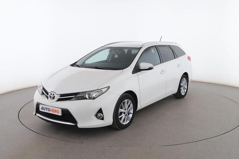 Blanco Usado 2014 Toyota Auris Touring Sports Familiar | 12.099 € (Precio justo) - Imagen 1/3