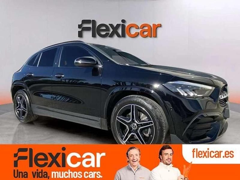 Usado Mercedes GLA200 150 CV (110 kW) 2024 Negro SUV