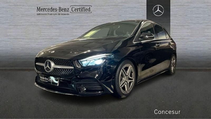 Negro Usado 2022 Mercedes B180 Monovolumen | 27.900 € (Precio justo) - Imagen 1/4
