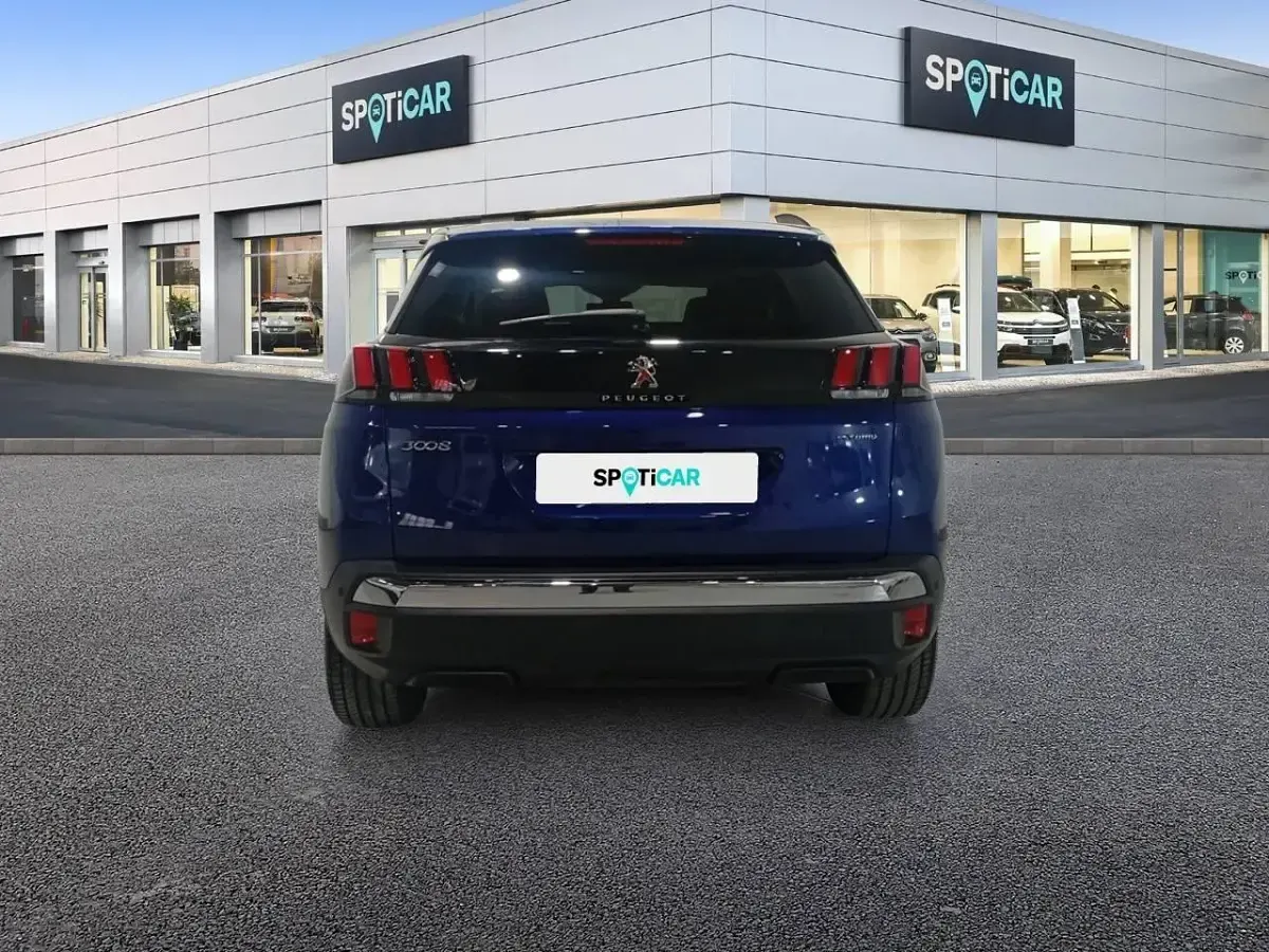 Usado Peugeot 3008 Allure 225 CV (165 kW) 2020 Azul SUV