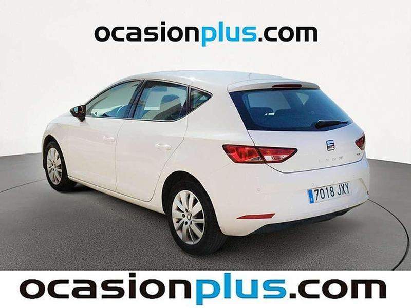 Usado Seat Leon Reference 116 CV (85 kW) 2017 Blanco Utilitario