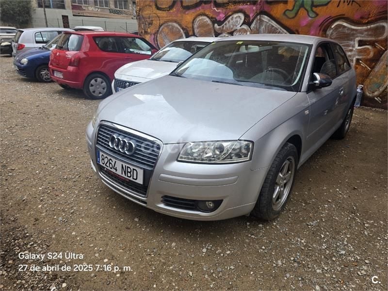 Gris / plata Usado 2008 Audi A3 Attraction Berlina | 4350 € (Super precio) - Imagen 1/4