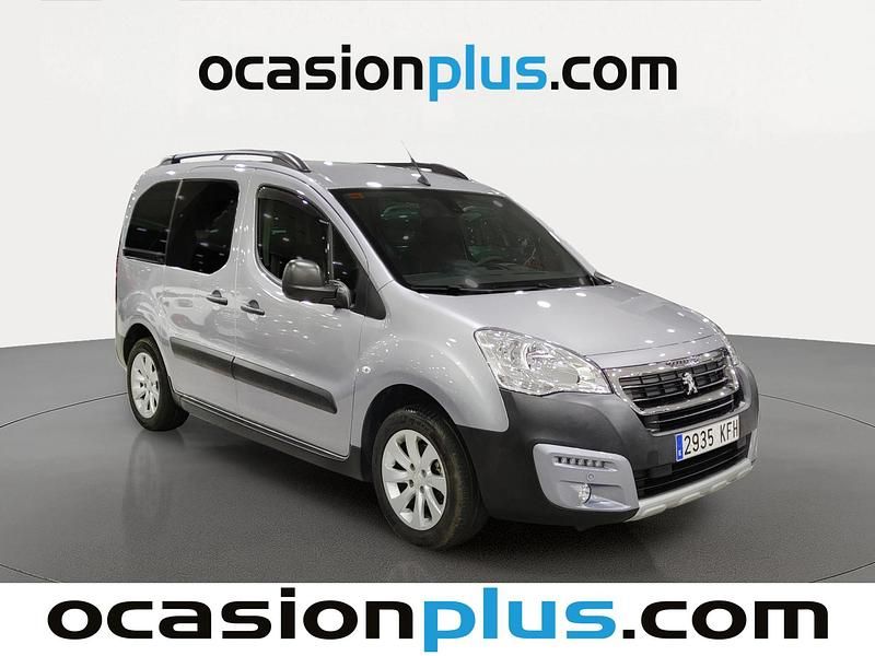 Usado Peugeot Partner Outdoor 100 CV (73 kW) 2017 Gris Monovolumen