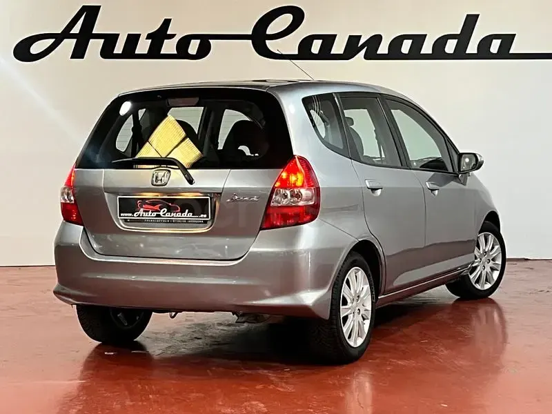 Usado Honda Jazz ES 83 CV (61 kW) 2007 Gris / plata Utilitario