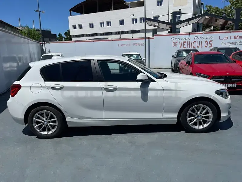 Usado BMW 116 Comfort Edition 116 CV (85 kW) 2018 Blanco Utilitario