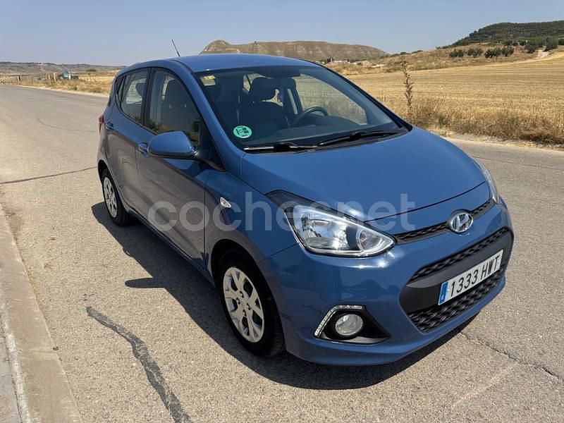 Usado Hyundai i10 66 CV (48 kW) 2014 Azul Utilitario