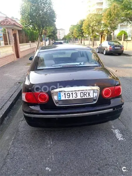 Usado Kia Opirus EX 203 CV (149 kW) 2005 Negro Berlina