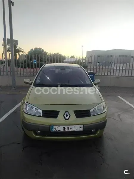 Usado Renault Mégane II Dynamique 136 CV (100 kW) 2003 Verde Berlina