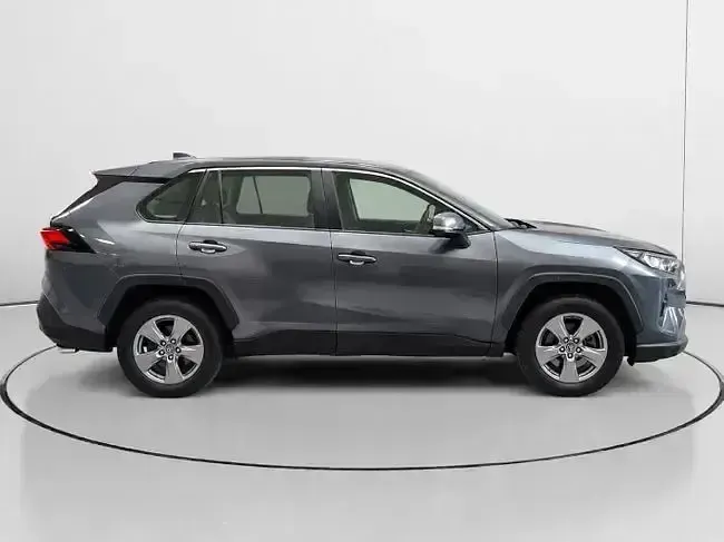 Usado Toyota RAV4 Hybrid Business Edition 218 CV (160 kW) 2022 Gris SUV