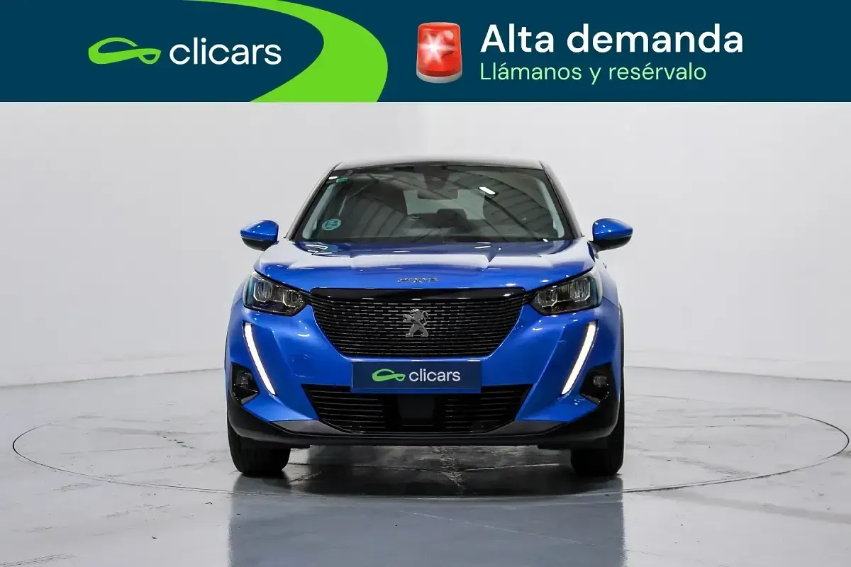 Usado Peugeot 2008 Active 100 CV (73 kW) 2020 Azul SUV