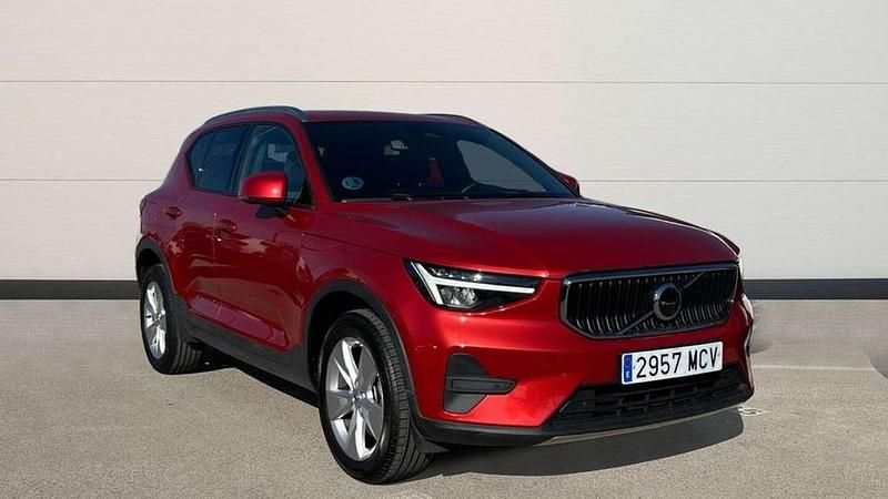 Usado Volvo XC40 Core 165 CV (121 kW) 2022 Rojo SUV
