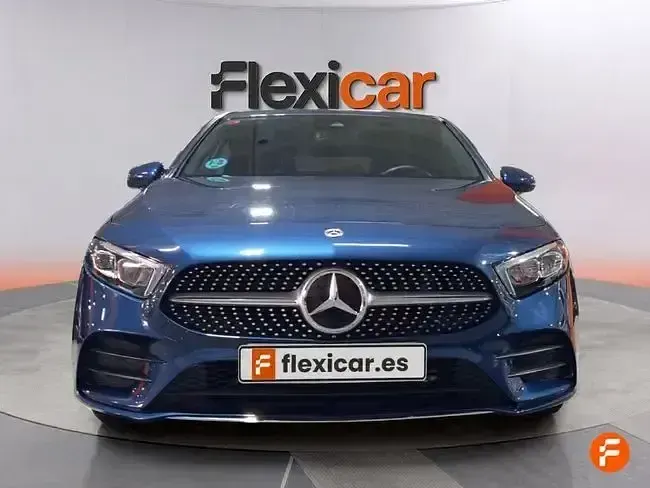 Usado Mercedes A180 136 CV (100 kW) 2021 Azul