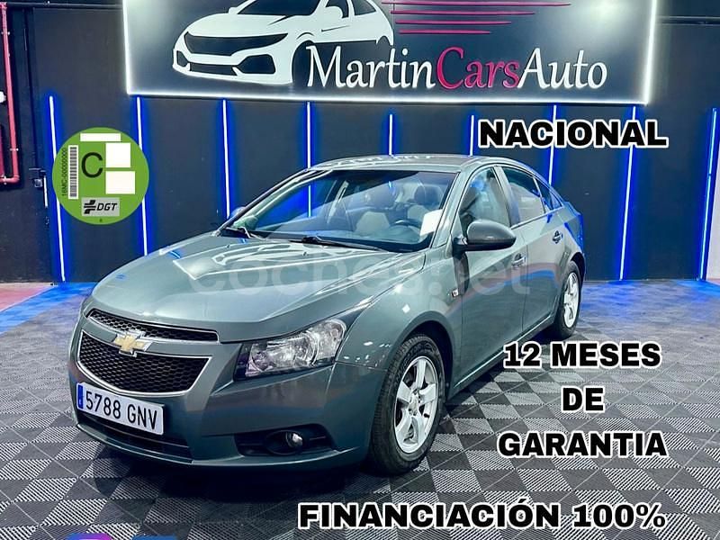 Gris / plata Usado 2009 Chevrolet Cruze LS Berlina | 6490 € (Un poco caro) - Imagen 1/4