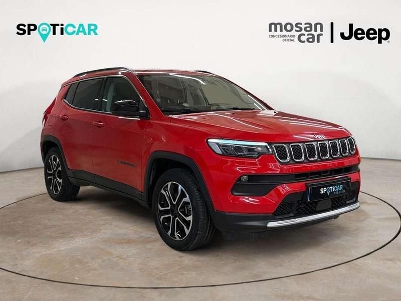 Usado Jeep Compass Limited 190 CV (139 kW) 2023 Rojo SUV