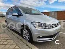 Usado VW Touran Advance 150 CV (110 kW) 2021 Gris / plata Monovolumen