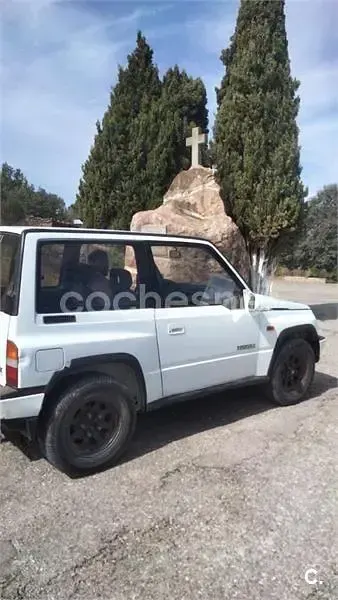 Usado Suzuki Vitara 81 CV (59 kW) 1991 Blanco Familiar