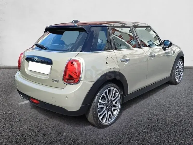 Usado Mini Cooper 136 CV (100 kW) 2020 Gris / plata Utilitario