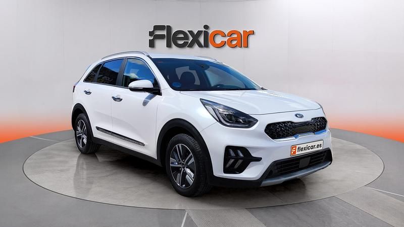 Usado Kia Niro 141 HP (103 kW) 2021 Branco SUV
