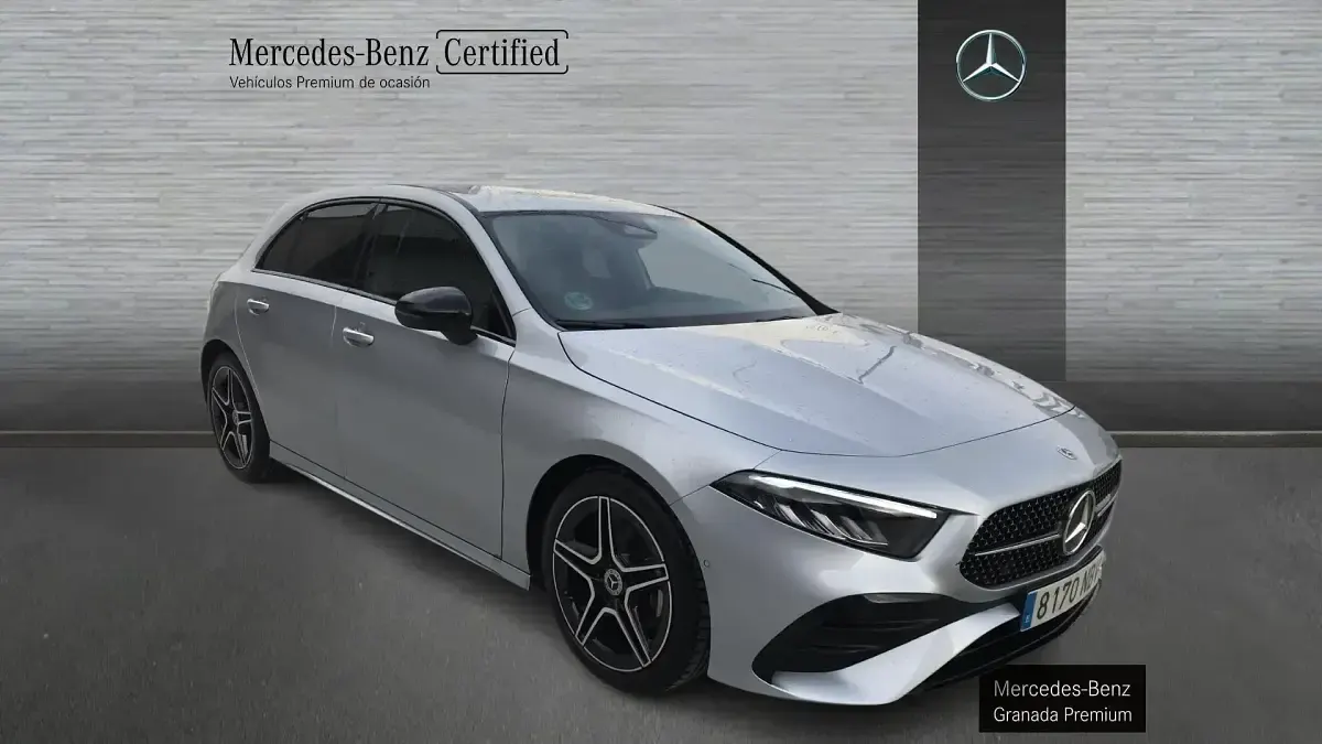 Usado Mercedes A200 150 CV (110 kW) 2025 Gris Berlina
