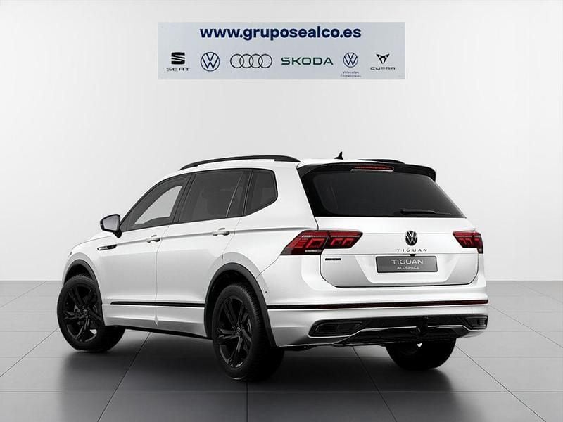 Usado VW Tiguan Allspace R-line 150 CV (110 kW) 2024 Blanco SUV