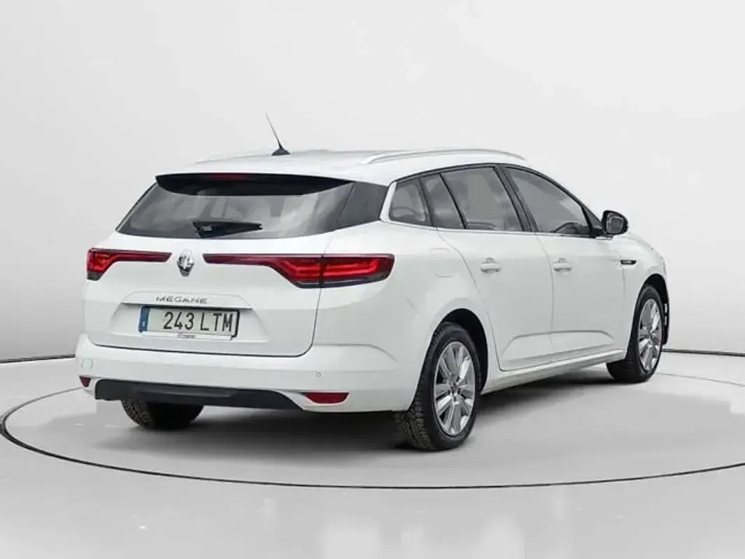 Usado Renault Mégane GrandTour Zen 116 CV (85 kW) 2021 Blanco Familiar