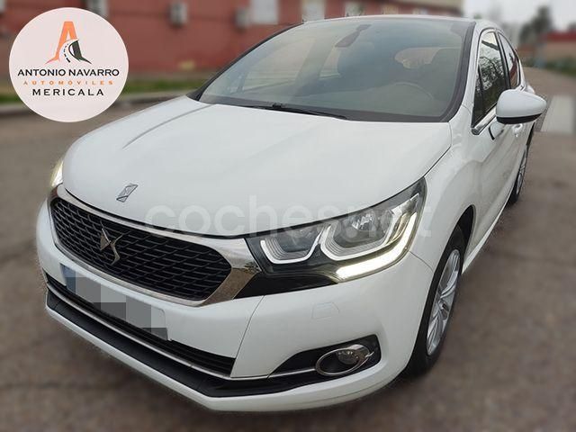 Usado DS Automobiles DS4 Design 99 CV (72 kW) 2016 Blanco Berlina