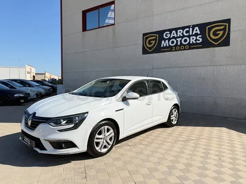 Usado Renault Mégane GrandTour Business 115 CV (84 kW) 2019 Blanco Familiar
