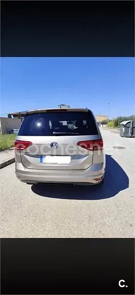 Usado VW Touran Advance 115 CV (84 kW) 2019 Beige Monovolumen