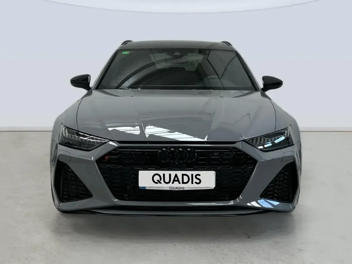 Usado Audi RS6 600 CV (441 kW) 2022 Gris Familiar