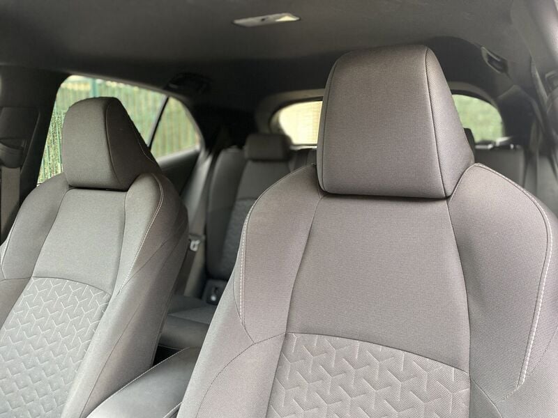 Usado Toyota Corolla 184 CV (135 kW) 2020 Gris Familiar