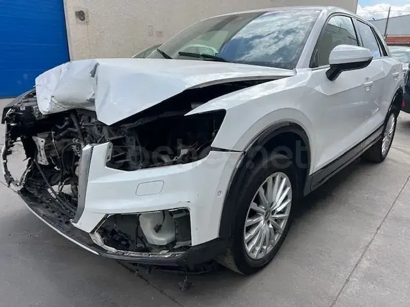 Usado Audi Q2 Advanced Plus 190 CV (139 kW) 2017 Blanco SUV