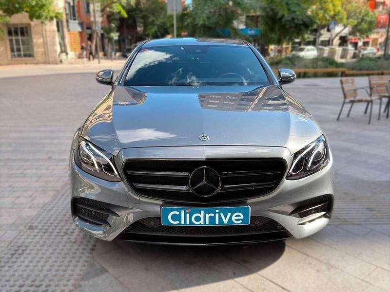 Usado Mercedes E200 197 CV (144 kW) 2019 Gris Berlina