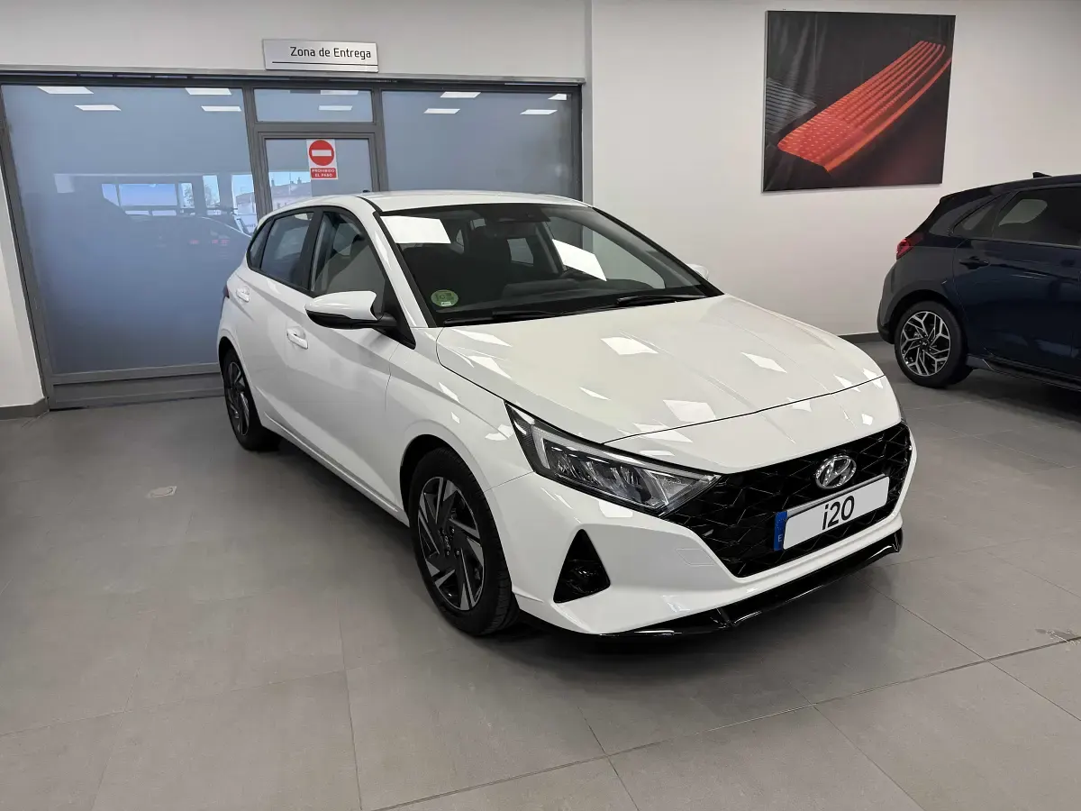 Begagnad Hyundai i20 99 HK (72 kW) 2020 Halvkombi