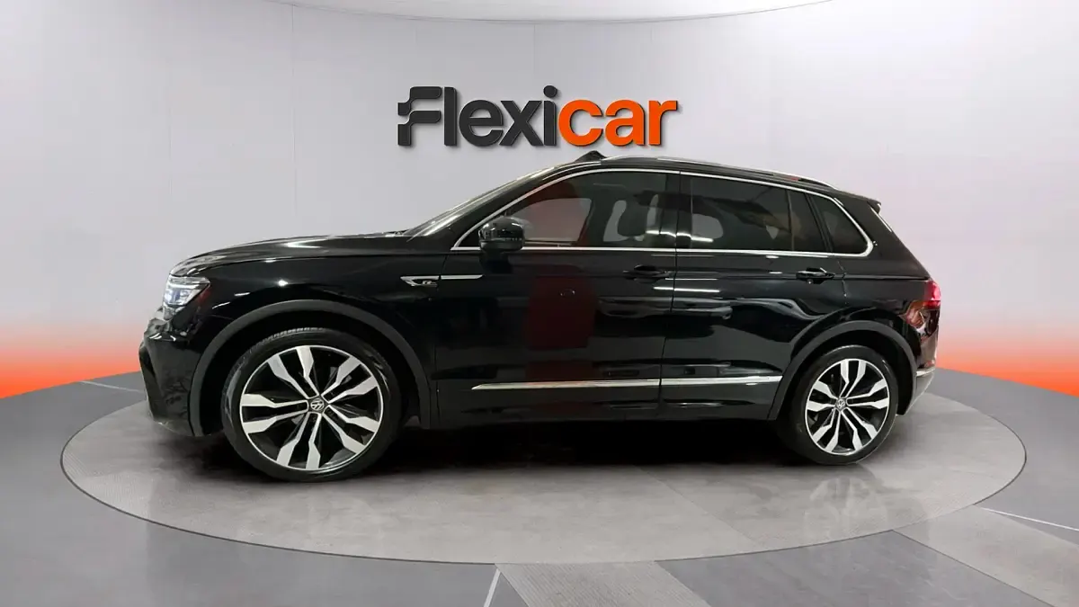 Usado VW Tiguan Sportline 150 CV (110 kW) 2018 Negro SUV
