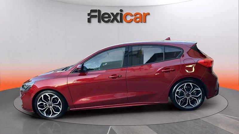 Usado Ford Focus ST-Line 150 CV (110 kW) 2018 Granate Berlina