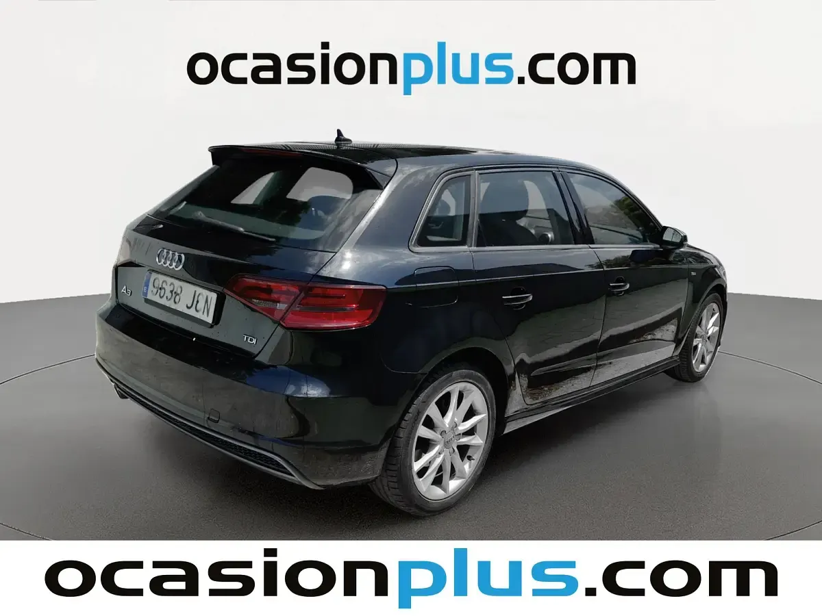 Usado Audi A3 Sportback S-Line 110 CV (80 kW) 2015 Negro Utilitario