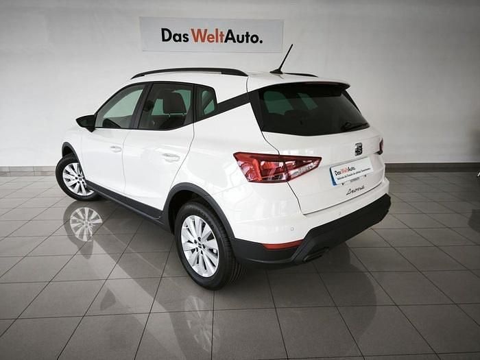 Blanco Nuevo 2025 Seat Arona Style SUV | 20.890 € - Imagen 1/4