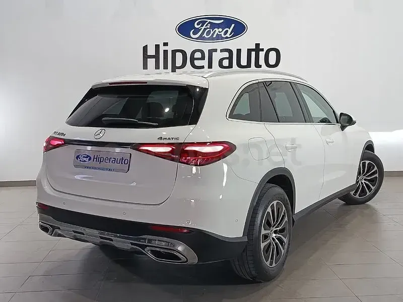Usado Mercedes GLC220 197 CV (144 kW) 2025 Blanco SUV