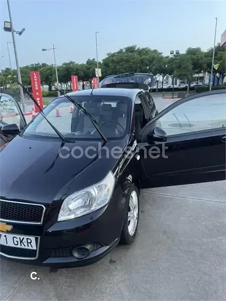 Usado Chevrolet Aveo LS 84 CV (61 kW) 2010 Negro Berlina