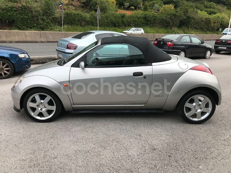 Usado Ford StreetKa 95 CV (69 kW) 2003 Gris / plata Descapotable