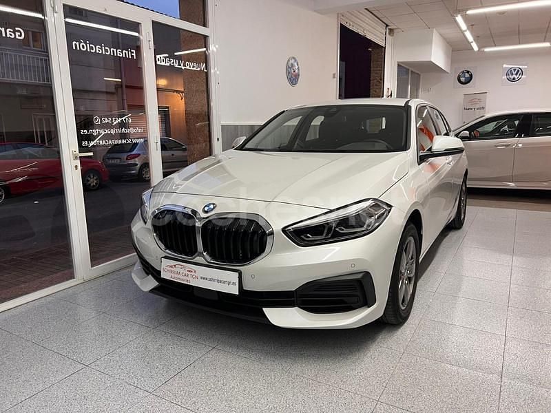 Usado BMW 118 136 CV (100 kW) 2023 Blanco Utilitario