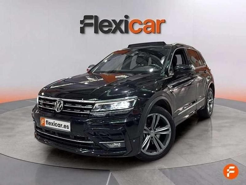 Usado VW Tiguan Sportline 240 CV (176 kW) 2018 Negro SUV