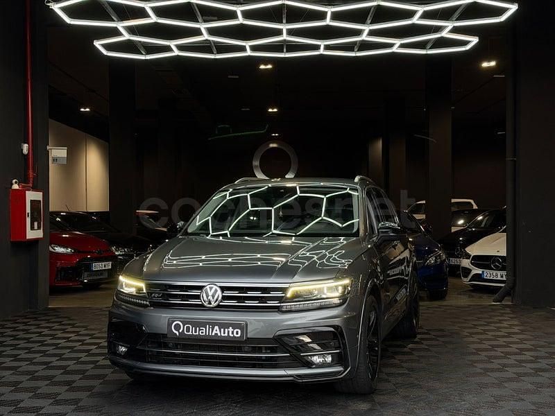Usado VW Tiguan Sportline 150 CV (110 kW) 2018 Gris / plata SUV